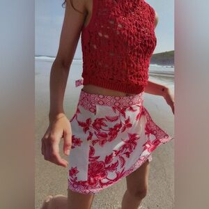 Zara NWOT Grecian Floral Print Mini Skirt Size XS Red + White